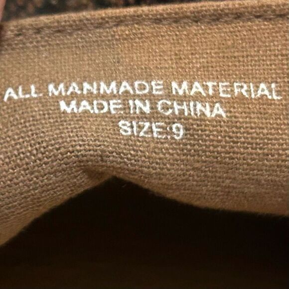 Restricted Slip-on Sneakers Women's Size 9 Black Brown Textured Snakeskin Print - Picture 10 of 10